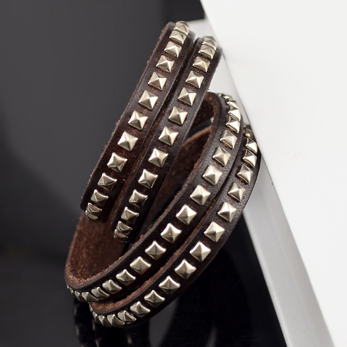 اكسسوارات يد جلدية Bronze-metal-rivet-leather-Men-bracelet-punk-non-mainstream-fashion-hand-ring-alloy-accessories