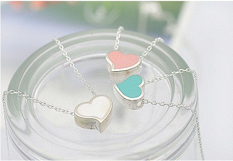 قلادات "LoVe" Min-order-is-15-mix-order-Free-Shipping-The-Jewelry-Factory-Wholesale-Love-Sweet-Peach-Heart