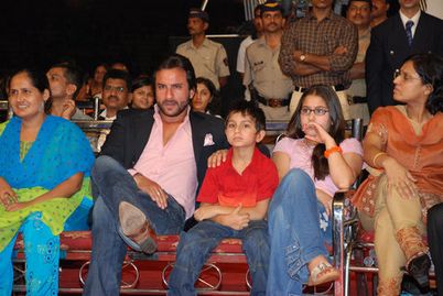 Bollywood Stars With Their Children 13a9ae5261f6