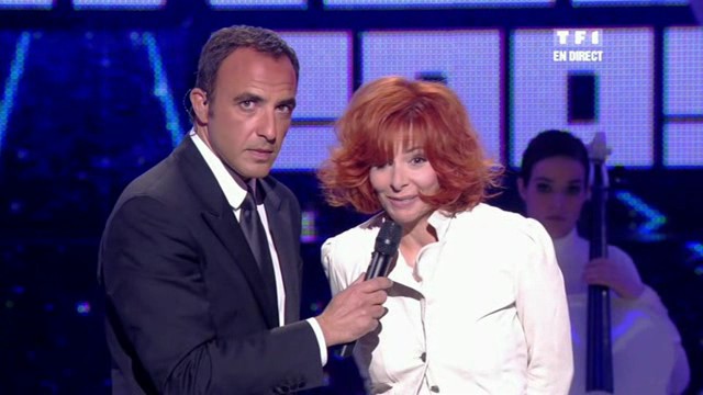 Mylene Farmer - Si j'avais au moins...(2009 @ NRJ Music Awards) [16:9] 103fda4f5c4e