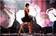 Рианна (Rihanna) MTV Movie Awards - Show  (June 3, 2007) (17xHQ) 3b0a366dcdeat