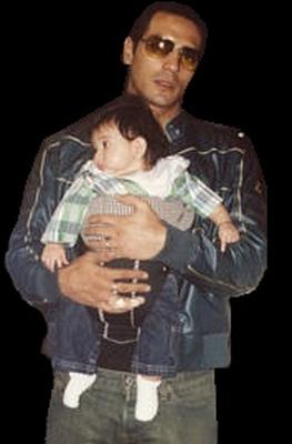 Bollywood Stars With Their Children Dac4c8961541