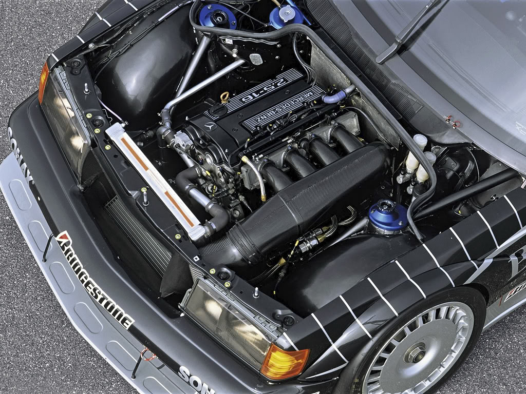 La historia de nuestro modelo Merecedes-190-Evo-II-DTM-engine