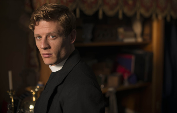 James Norton, un acteur "classique" audacieux - Page 2 Uktv-grantchester-james-norton-episode-one-4