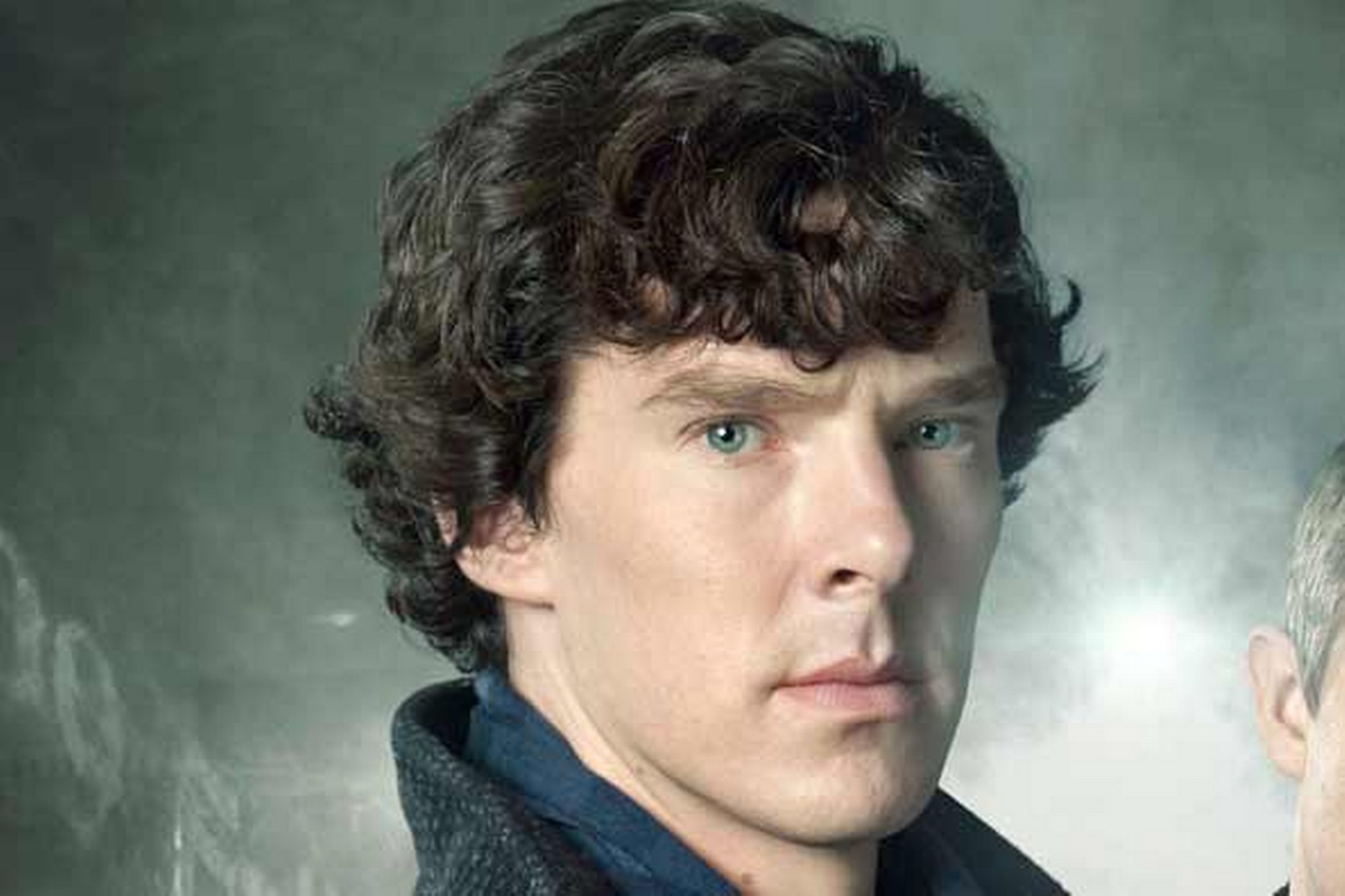 A qui sont ces yeux ? - Page 3 Benedict-cumberbatch-as-sherlock-holmes-739523215