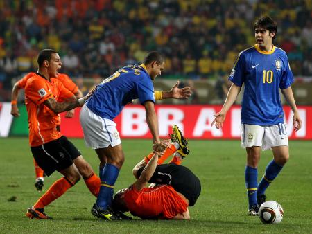 CBF negocia revanche do Brasil contra a Holanda Brasil-holanda-copa-20101124