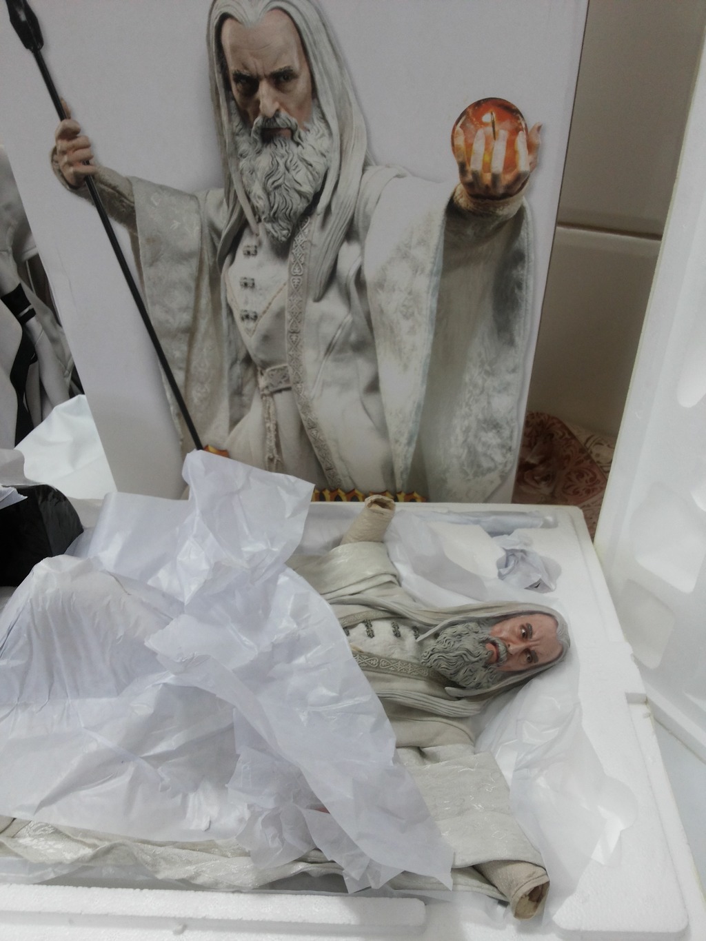 [Venda] Saruman Premium Format - Sideshow Collectibles - R$ 2.600 - VENDIDO! 20150504_094420_zpsqazjxky8