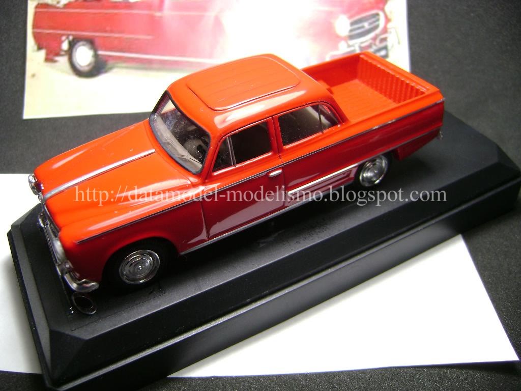 Peugeot 403 T4B Doble Cabina 1/43 DSC00193