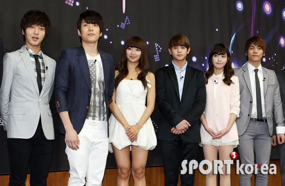 [16.05.11] Yoseob en la conferencia de prensa de “Inmortal song 2″ 20110516_immortalsong2_18