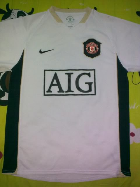 kimyong's jersey collection (updated 28/09/2009) 2006-2007ManUnitedAwayJersey