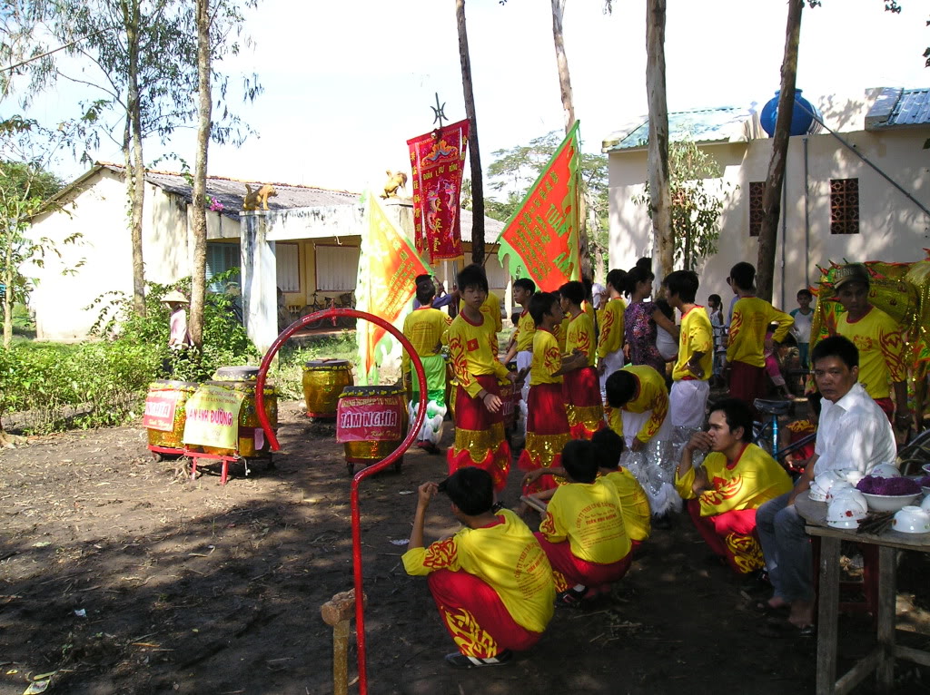 thêm 1 sô hinh anh cua Tuan Anh Duong dien o ben tre ngay 15/12 P1010278