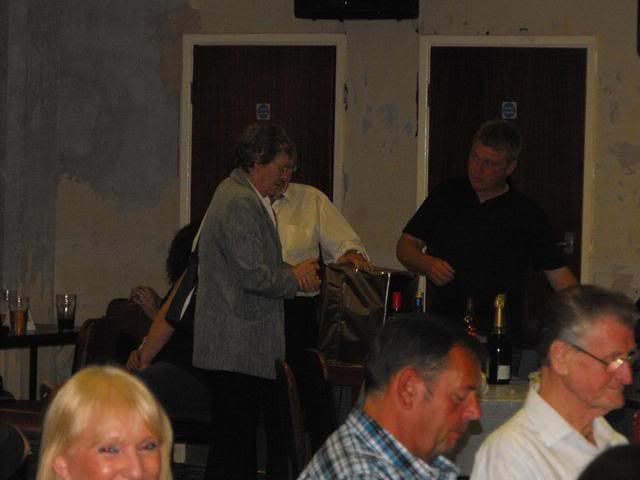 pics of last nights fund raising doo 029