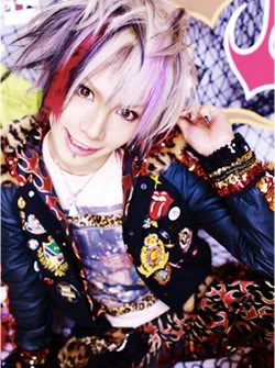 WHTF :O:O?Yeah i know :)) Sug-takeru