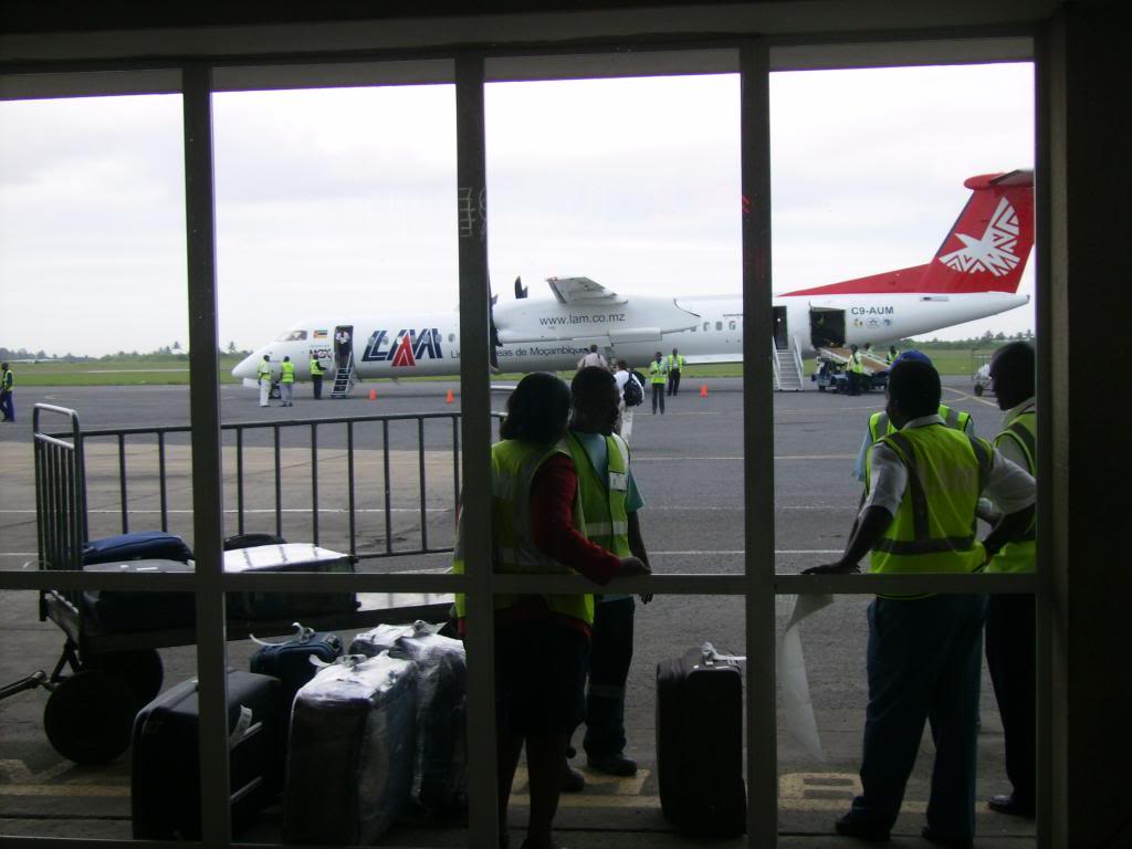 Las fotos de Junker - Página 3 182AeropuertoMaputo_zps5e9a9d05