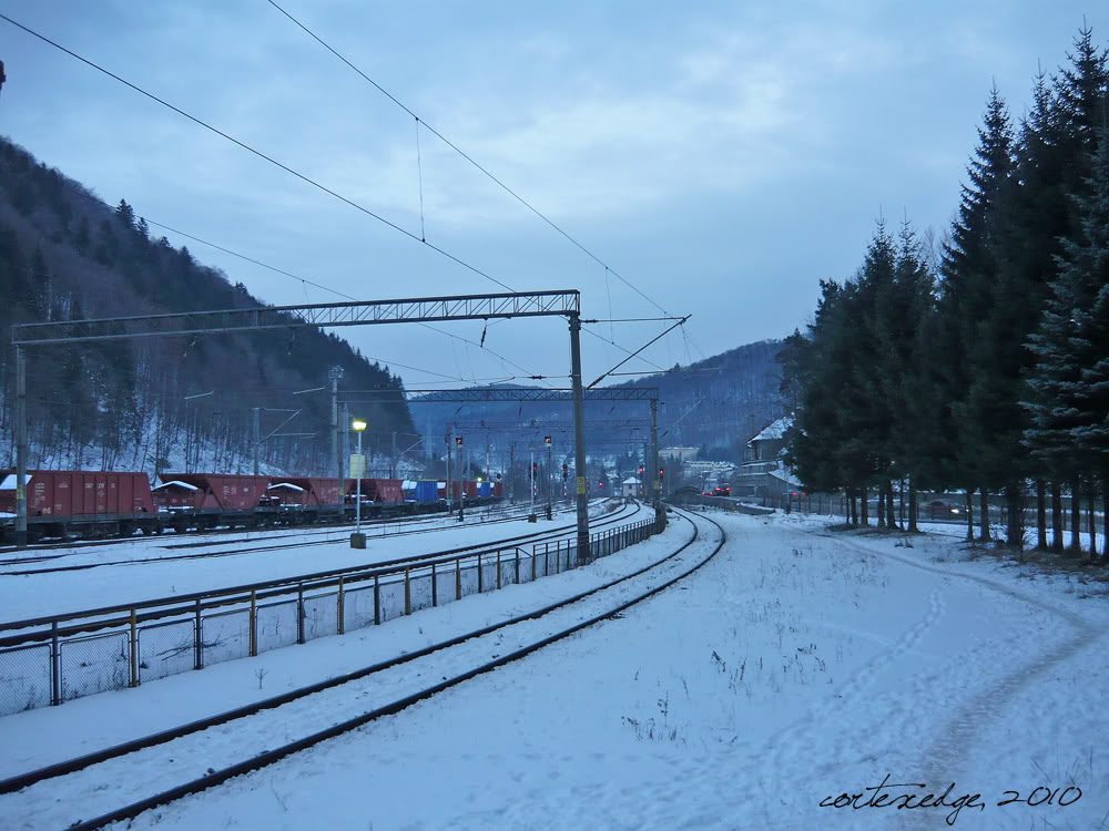 M 300 : Bucuresti Nord - Brasov - Cluj Napoca - Episcopia Bihor - Pagina 2 P1290552