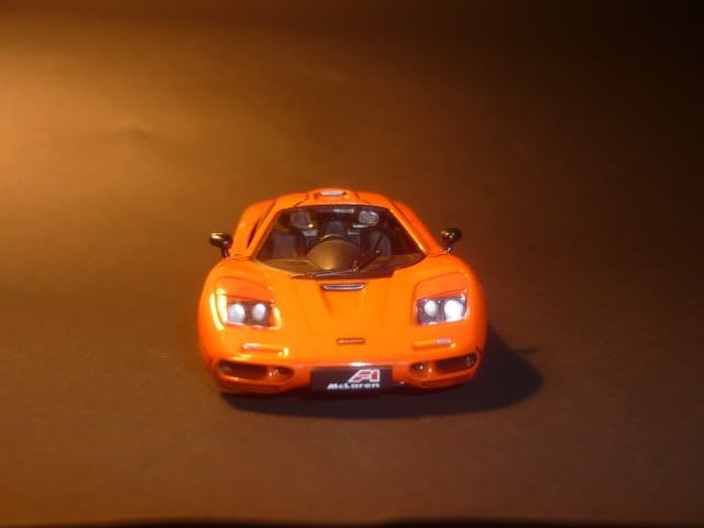 27 - McLaren F1  IXO - ALTAYA P1010271