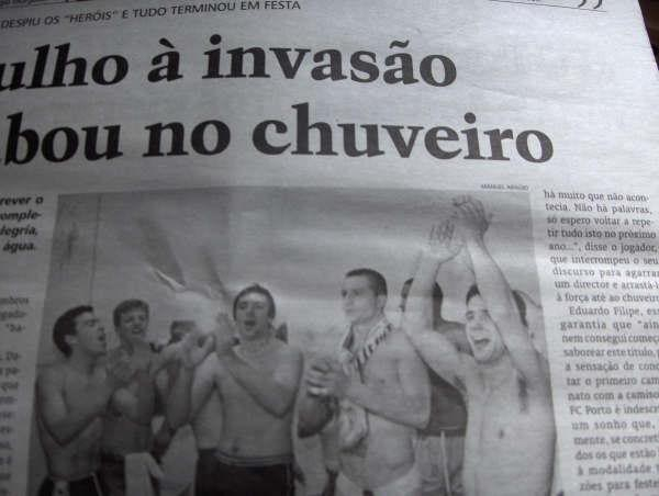 Recordar o título de 1999, após 31 anos de jejum Andebol-12Abr99-campe0_31_anos_d-3