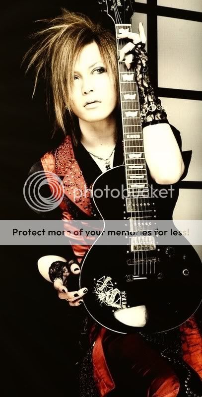 Pics with Shi-chan. :) Uruha-Copy