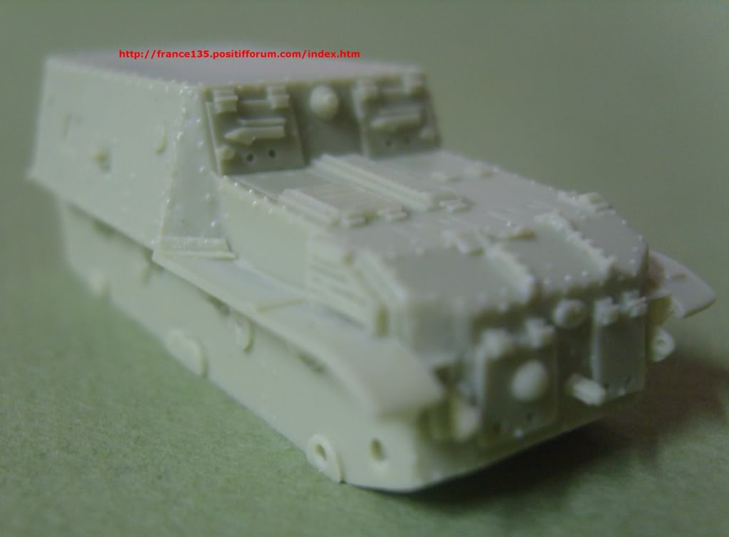 Renault YS2 d'observation d'artillerie. Minitracks, ref 72002. 1/72. Kit résine. MinitracksYSVOAREF720023