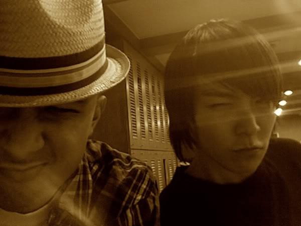 [Pics]G-Dragon y TOP fotos con Aimee & Shaun! 20101019-114155