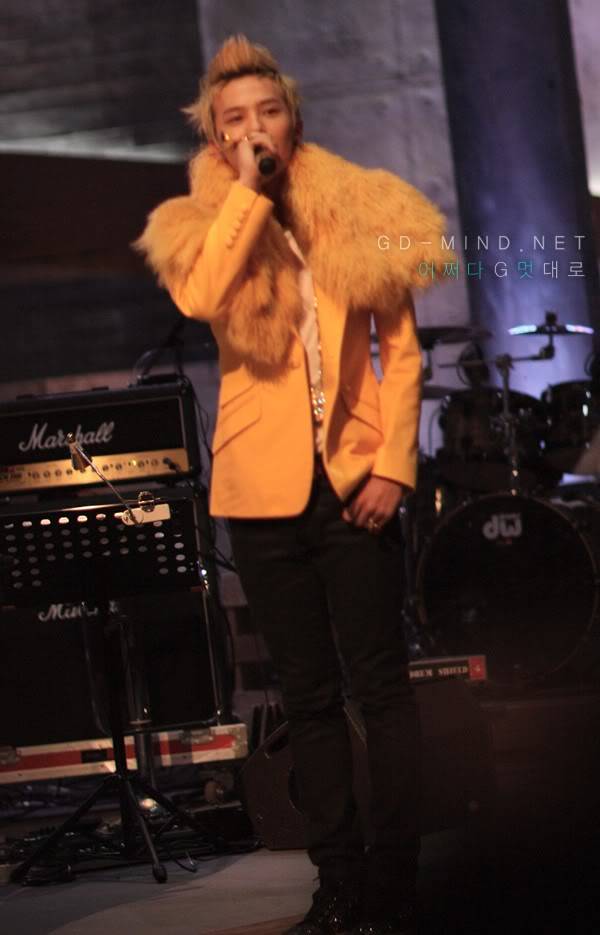 [Pics + Fancam]BIG BANG Grabando Mnet Soundplex  (110319)  9Z5p9