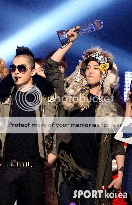 [Pics] Big Bang en M!Countdown (10.03.11) KFBeH