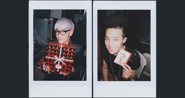 [Pic] GD y TOP Polaroids C05xP