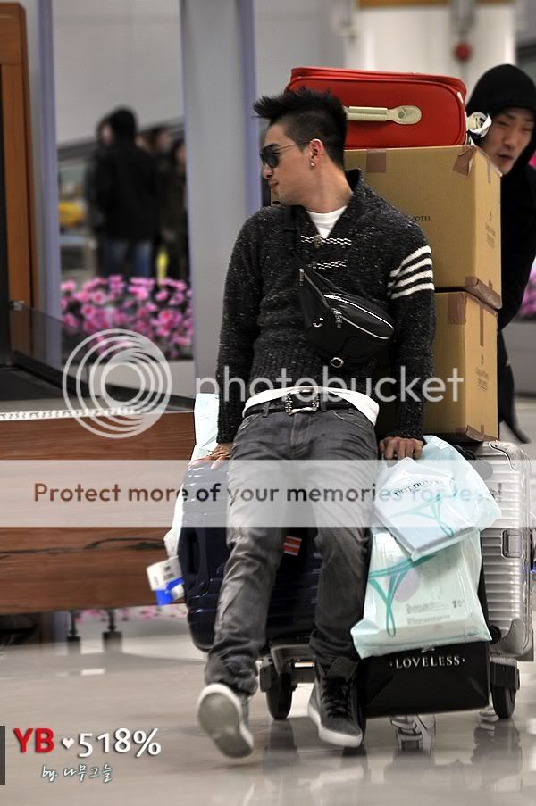 [Pics] Big Bang En el Aeropuerto Tae