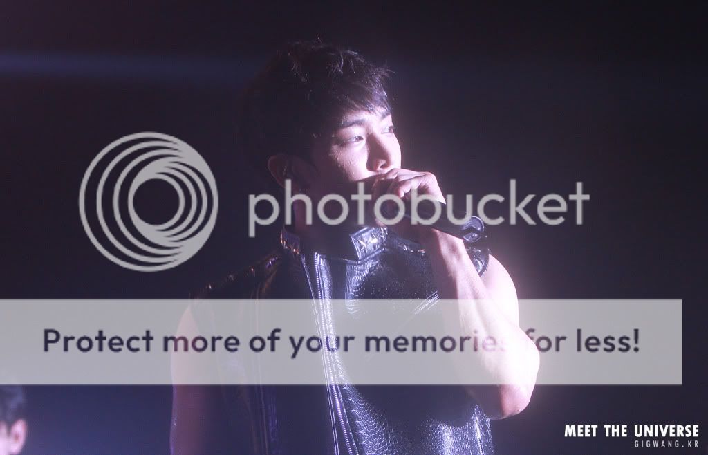 [PHOTOS][14.08.2011] Gikwang @ United Cube Concert {Updating..} B0058138_4e482a3029743