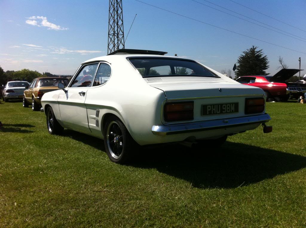 Buy Sell Cortina Charity car Show Photo's 060