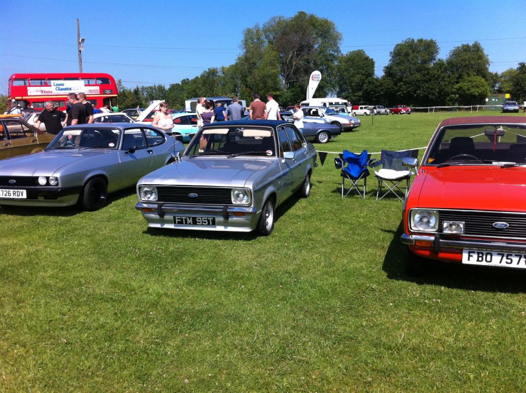 Buy Sell Cortina Charity car Show Photo's 064