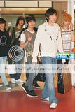 090919-20 SHINee @ Taiwan (Airport) Th_ar02b