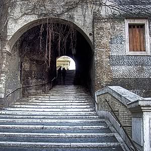 CALLEJÓN DE LOS PELETEROS Escalinata