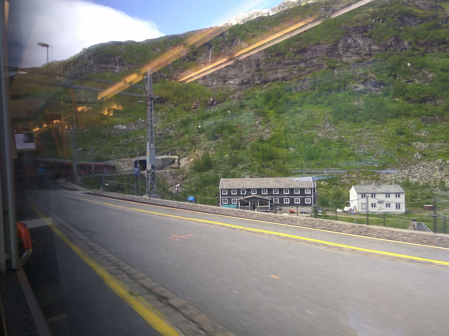 Norvegia - Calatorie Flam - Myrdal - Voss si retur cu autocarul IMG_20190628_111137_zps6pt0splk