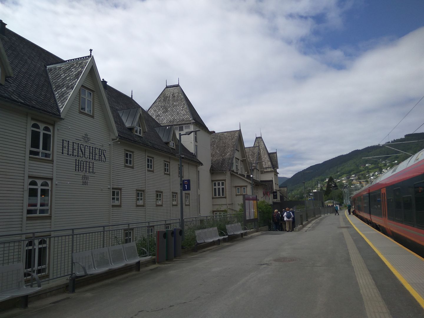 Norvegia - Calatorie Flam - Myrdal - Voss si retur cu autocarul IMG_20190628_120726_zpsvfmtxum6