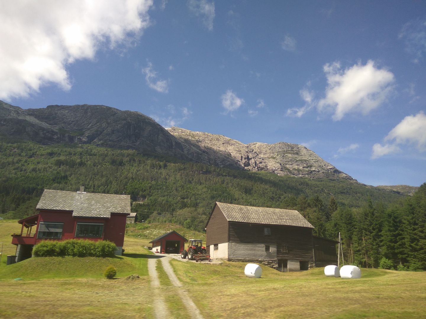 Norvegia - Calatorie Flam - Myrdal - Voss si retur cu autocarul IMG_20190628_142802_zpspewi0q41