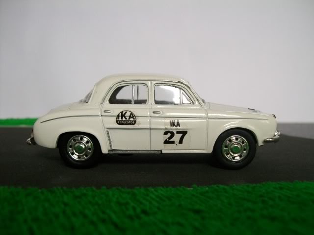 IKA-Renault Gordini 1093. Univ.Hobbies. Juanh Racing Team153 100_9284