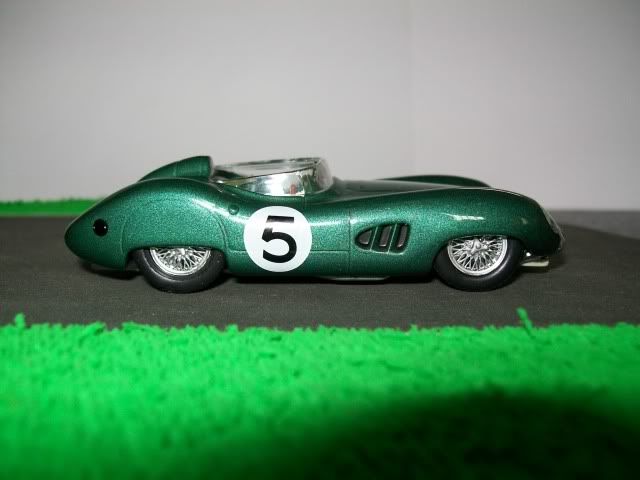 Aston Martin DBR1/300. Ixo-Altaya. Juanh Racing Team 116 100_4396-1