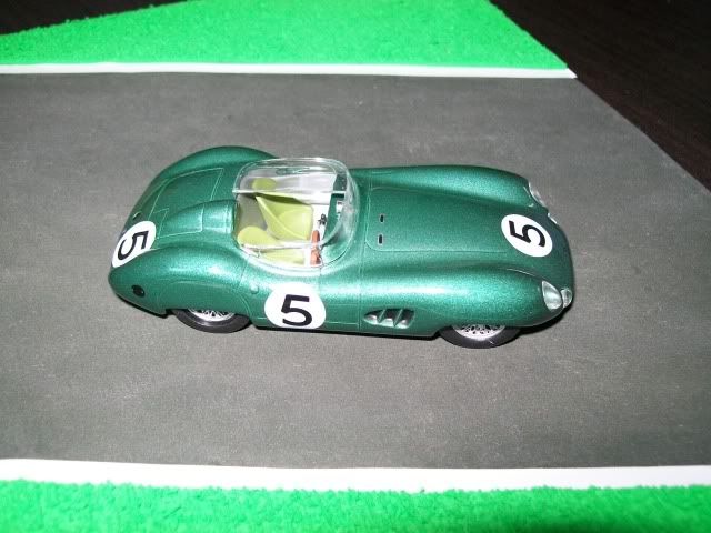 Aston Martin DBR1/300. Ixo-Altaya. Juanh Racing Team 116 100_4730-1