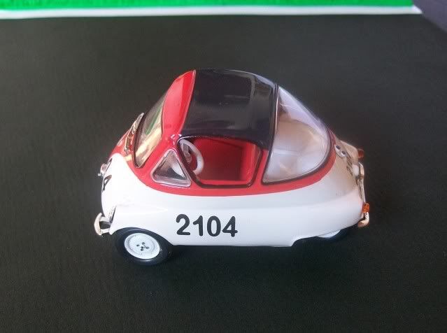 Iso Isetta. Metro. Juanh Racing Team 135 100_6207