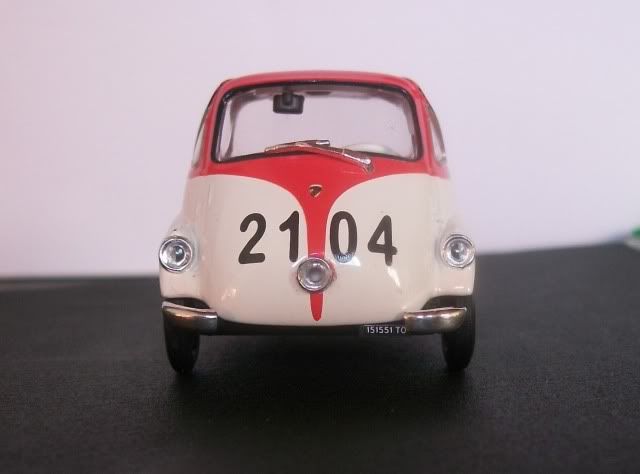 Iso Isetta. Metro. Juanh Racing Team 135 100_6232