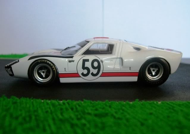 Ford GT40 MKI. Bizarre. Juanh Racing Team 136 100_6306