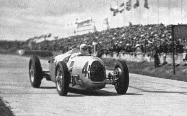 Auto Unión Type C. Ixo-Altaya. Juanh Racing Team 053 1937_german_gp_-_bernd_rosemeyer_auto-union_c_3rd_2