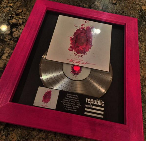 Nicki Minaj » Era "The Pinkprint" - Página 12 Sales1