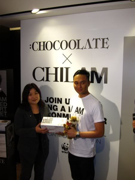 [04/02/2010] chocoolate x chilam charity autograph event  : HK 20100204_chocoolate_6