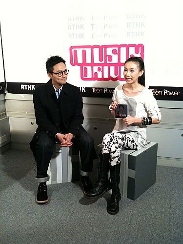 [04-12-2009] Raido Interview RTHK Music Drive : HK Rthk4