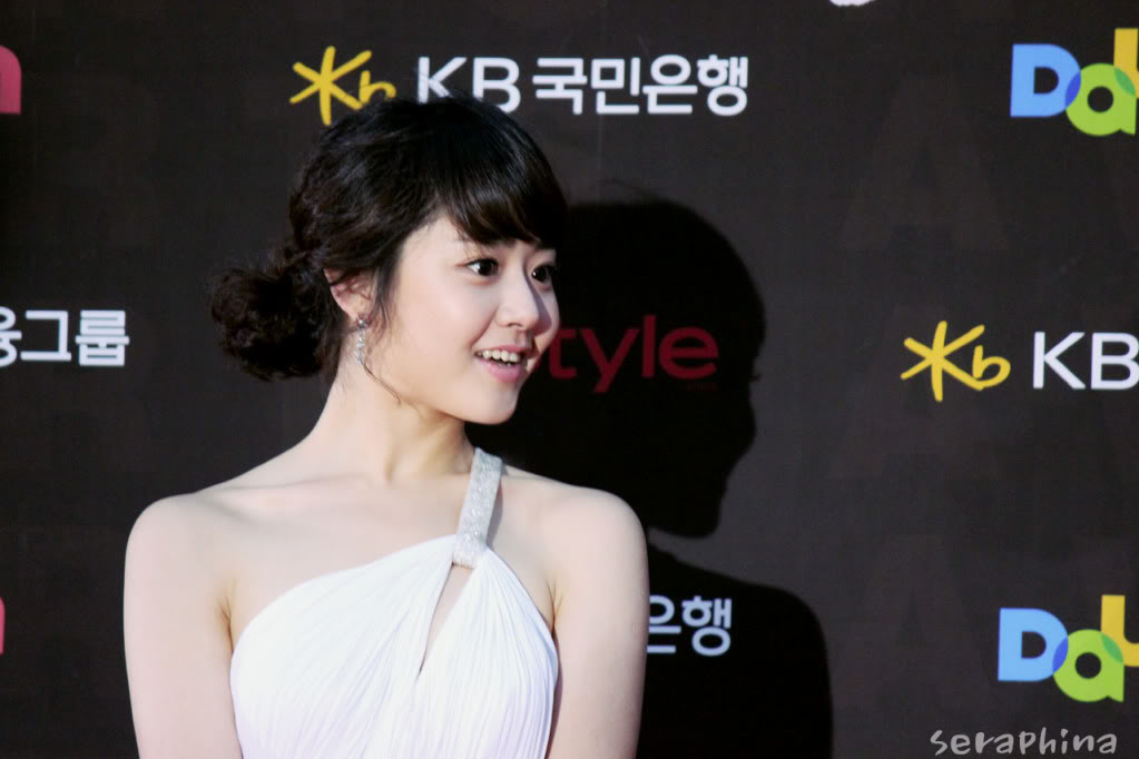 Lễ trao giải Baeksang 47 (26-5-2011) 1306432220_0001