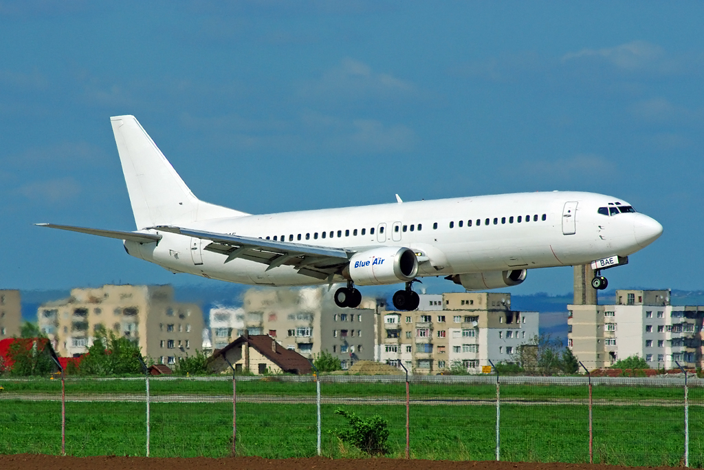 Aeroportul Bacau - Aprilie 2014  IMGP1003__zps2766f19a