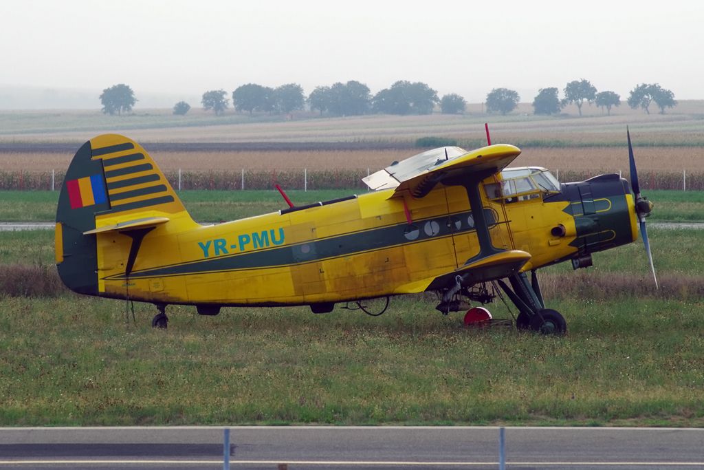 Aeroportul Bacau - Septembrie 2015 IMGP3529__zpswmrezxhh