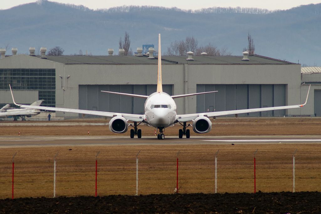 Aeroportul Bacau - Februarie 2016 IMGP8625_b_zps70bwud2w